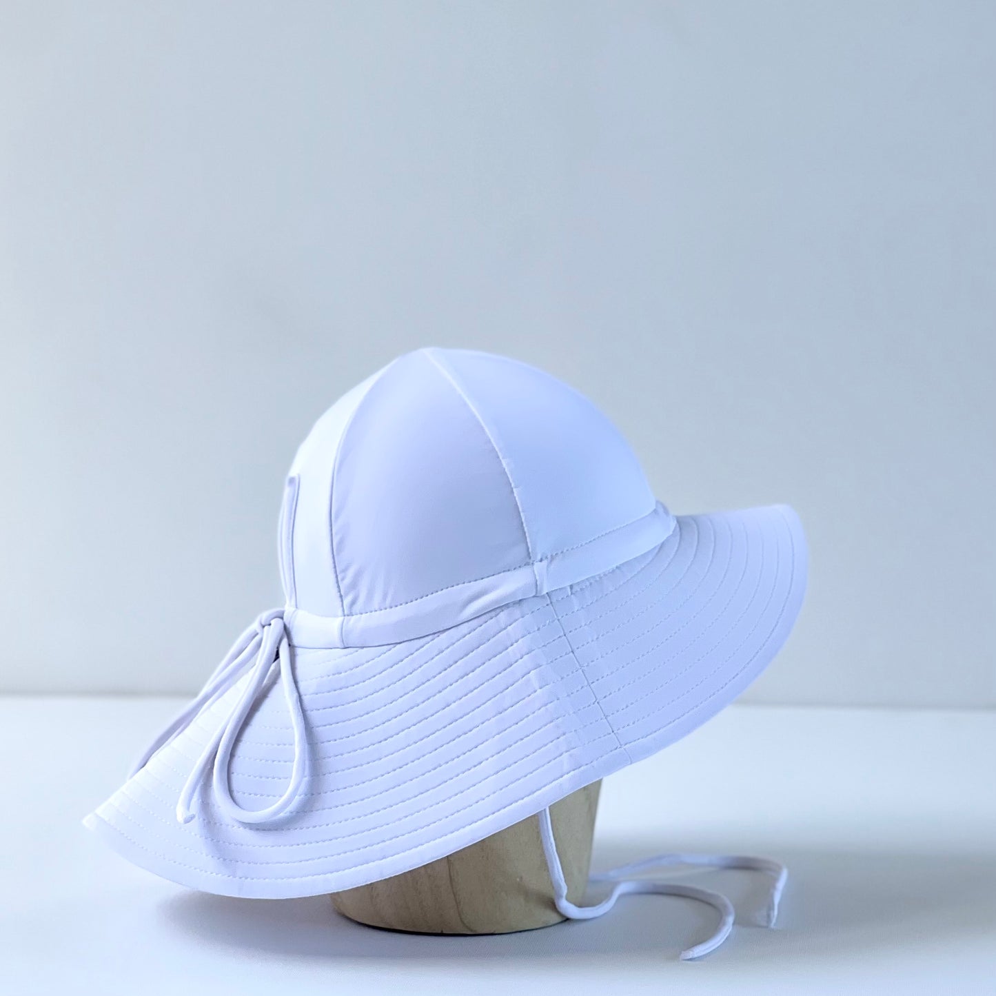 floppy hat | swim | white