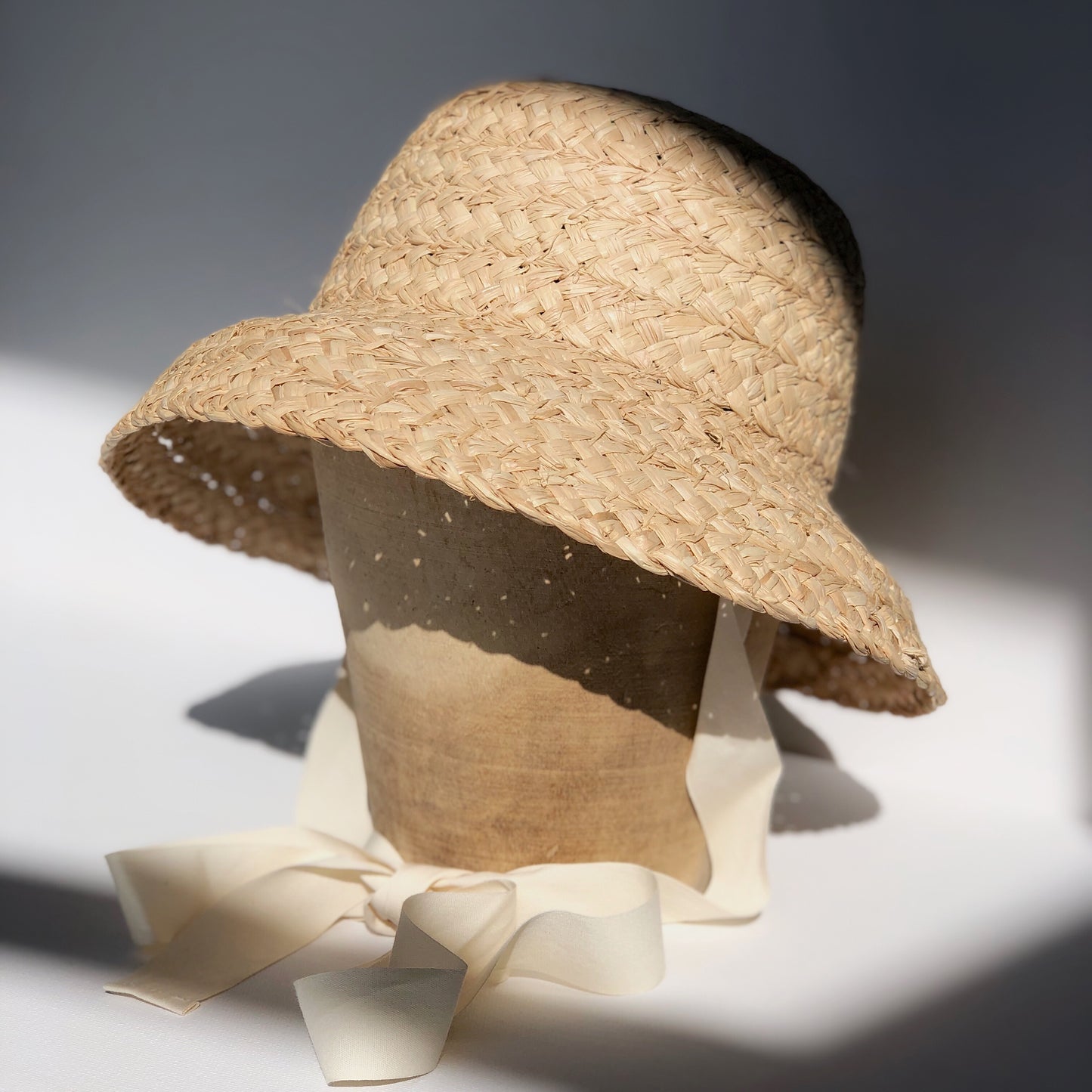fini. vintage straw-fini. the label