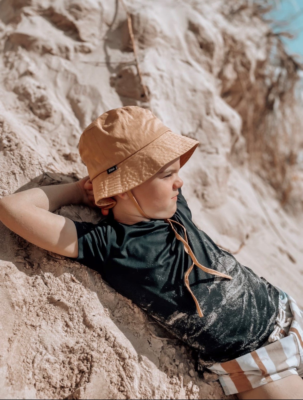 fini. bucket hat | mocha-fini. the label