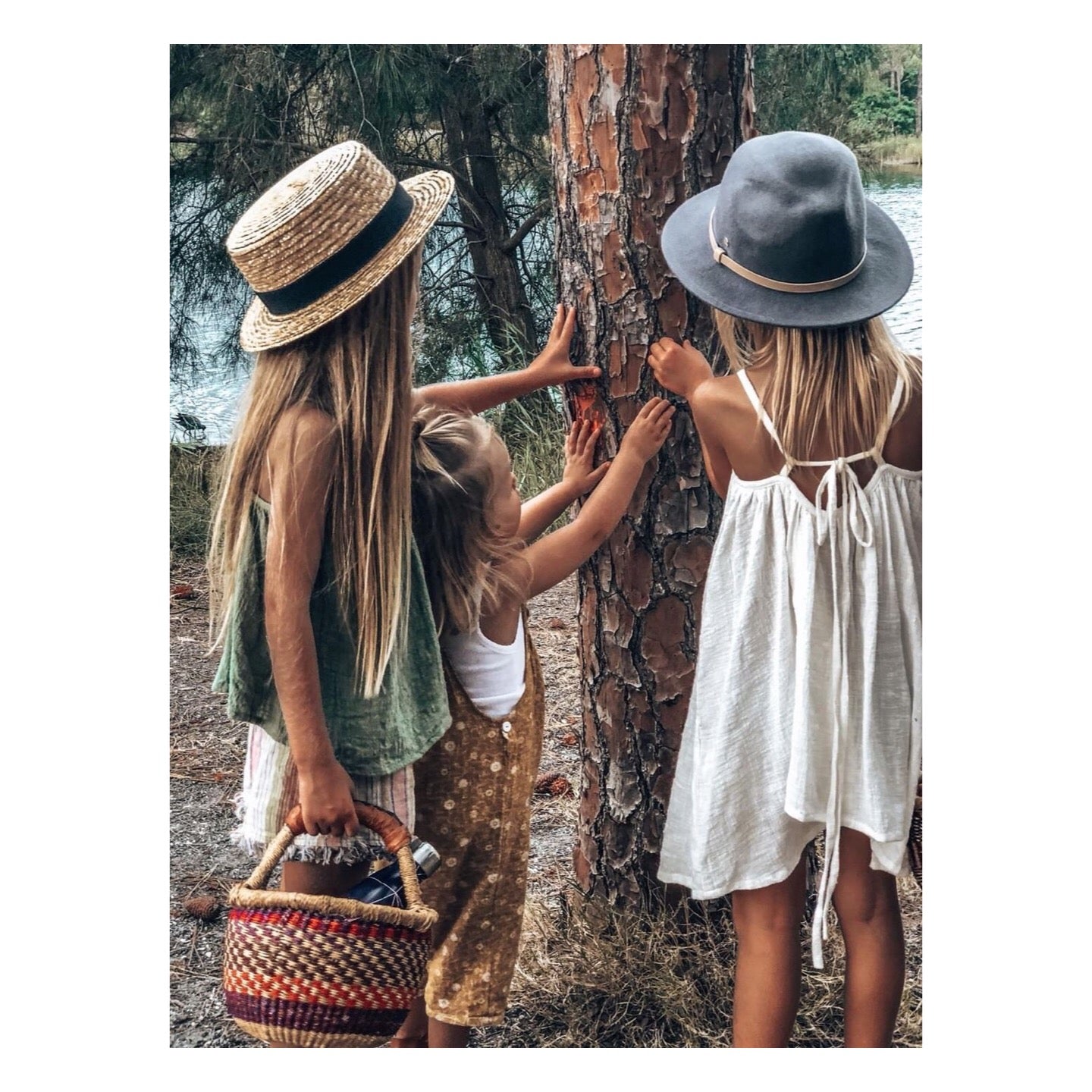 fini. straw boater-fini. the label
