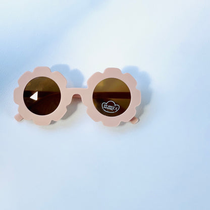 Kids flower shaped sunglasses in colour pale pink 