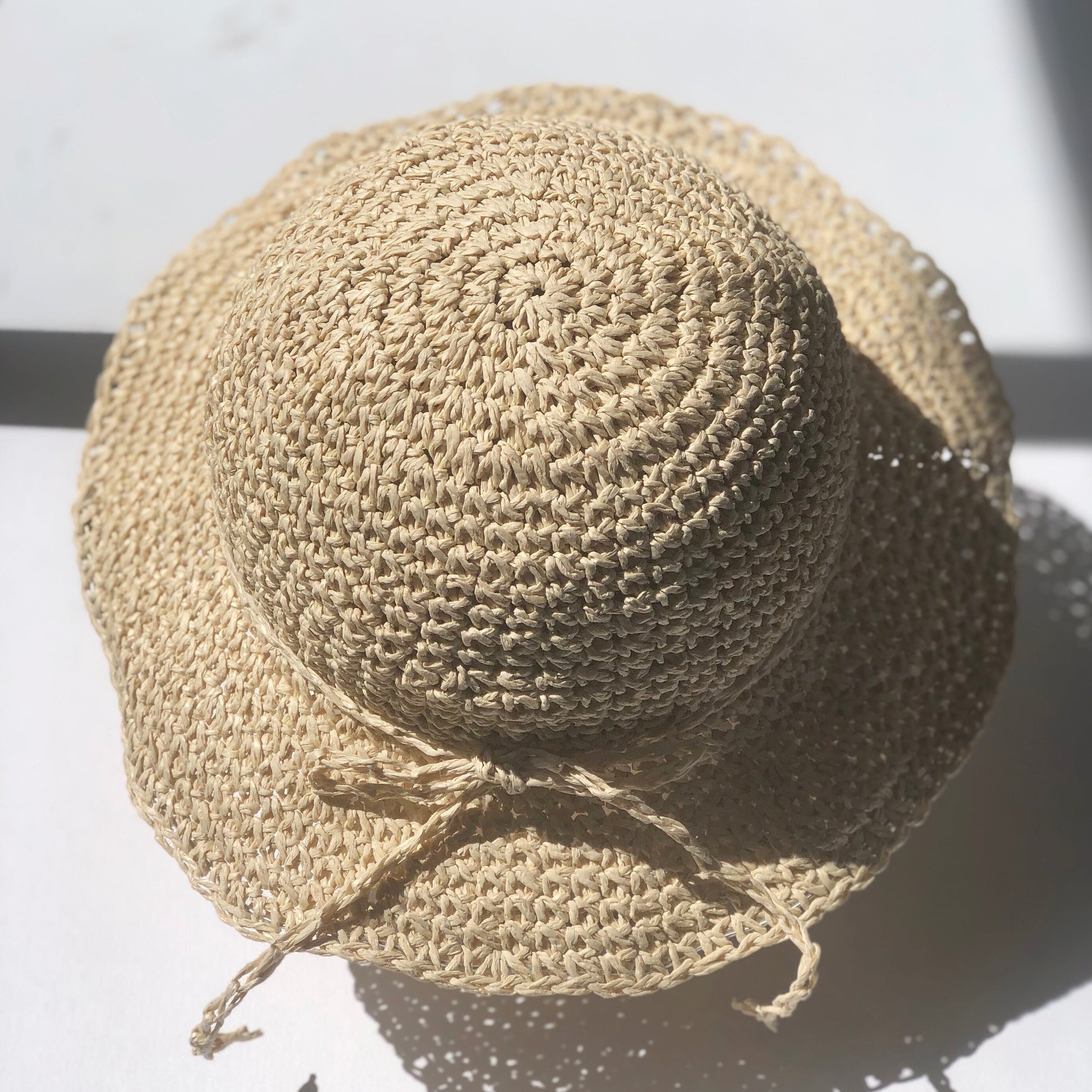 fini. straw hat | light-fini. the label